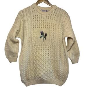 Highland Home Industries Scotland 100% Pure Wool Size Medium Embroidered Sweater